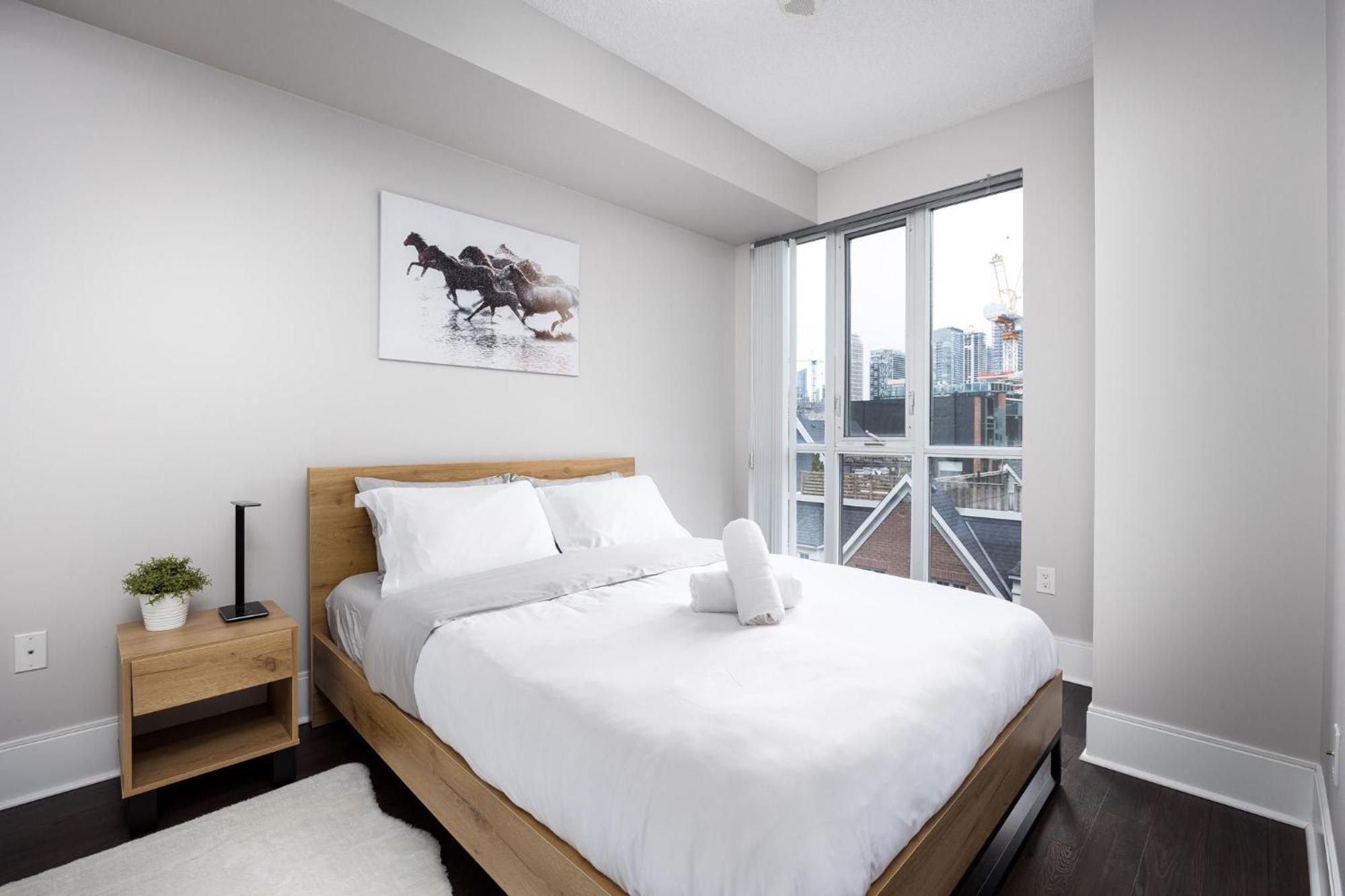 Dwtn Condo Near Cn Tower! W/ Free Parking Toronto Extérieur photo